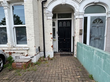 3 Bed Flat, Church Lane, SW17