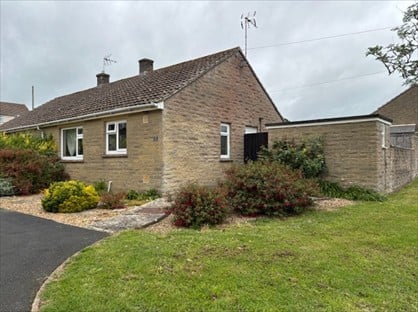 2 Bed Bungalow, Manor Close, DT9