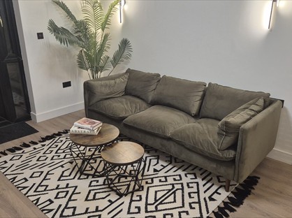 Room in a Shared House, Victoria Street, M26