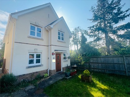 3 Bed Detached House, Northway, RG41