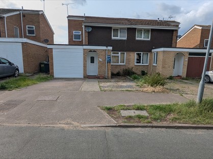 3 Bed Semi-Detached House, St. Johns Way, IP24