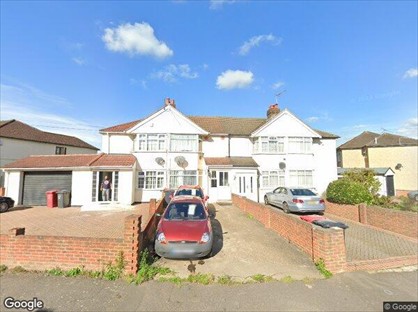 3 bed terraced house for rent in 3 Bed Terraced House, Salt Hill Way, SL1