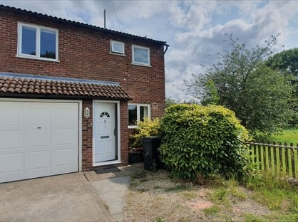 3 bed semi-detached house for rent in 3 Bed Semi-Detached House, Walton Way, RG14