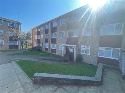 2 Bed Flat, Malzeard Road, LU3