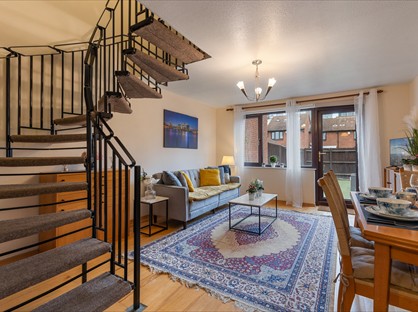 2 Bed Flat, Claire Place, E14