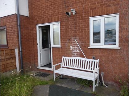 2 Bed Terraced House, Hilton Street, M7