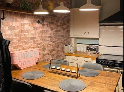 3 Bed Terraced House, Fernbank Drive, BD16