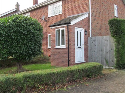 2 Bed End Terrace, Broadgate Close, NR27