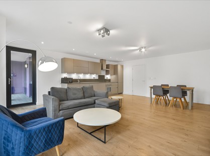 2 Bed Flat, Delancey Apartments, E14