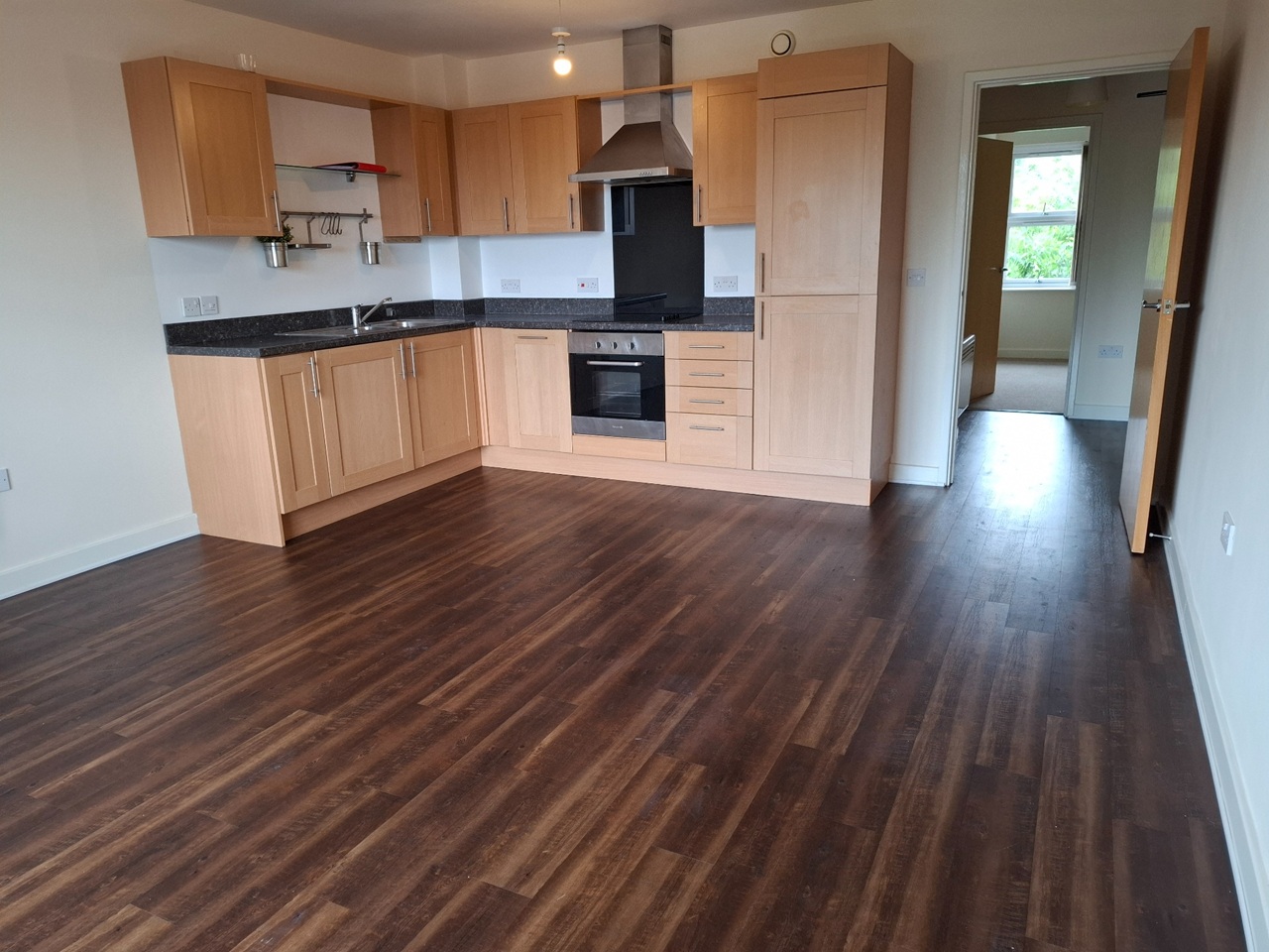 2 Bed Flat, Salisbury House, BS6 photo 2