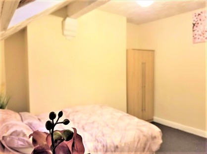 2 Bed Flat, Welholme Road, DN32