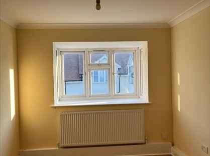 2 Bed Flat, High Street, HA8