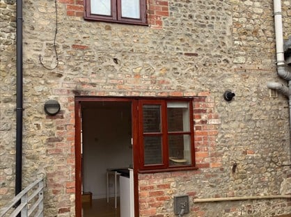 2 Bed Maisonette, George Street, BA12