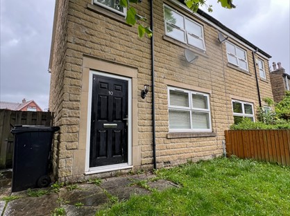 Room in a Shared House, Kandel Place, OL12