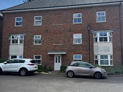 2 Bed Flat, Edelin Road, ME14