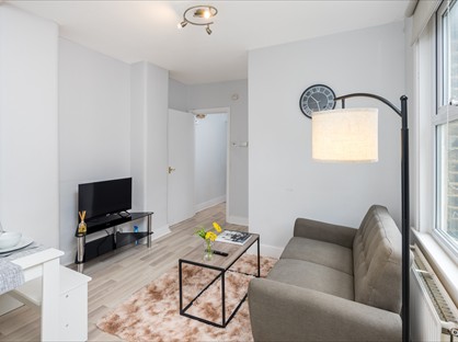 3 Bed Flat, Graeme Road, EN1