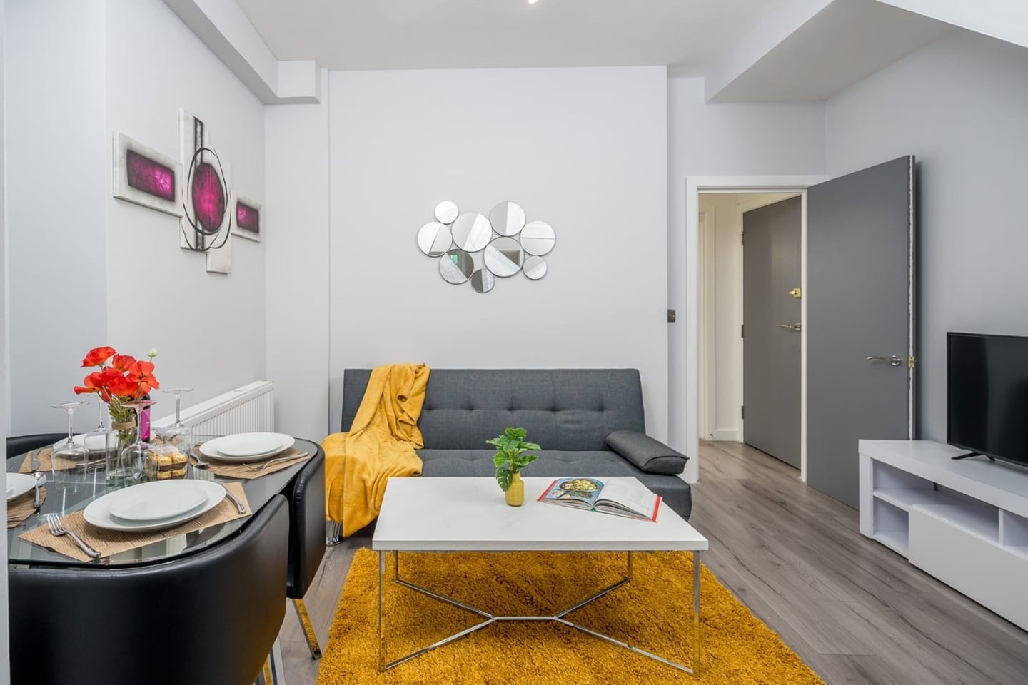 2 Bed Flat, Caedmon Road, N7