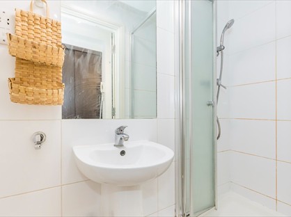 Studio Flat, Bride Street, N7