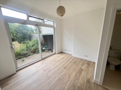 Studio Flat, Lichfield Grove, N3