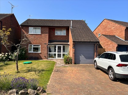 4 Bed Detached House, Giffard Drive, WR13