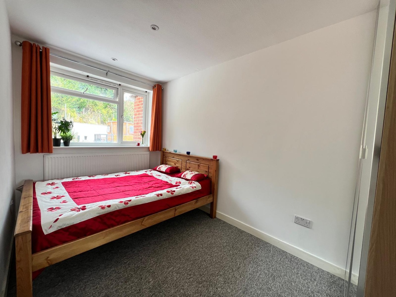 Room in a Shared House, Berkeley Avenue, RG1, N1 7GU