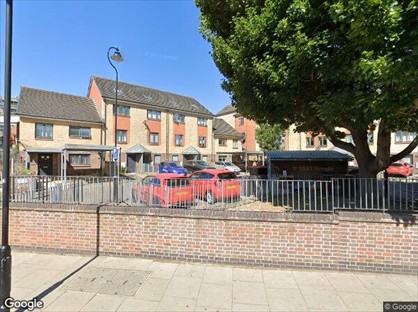 2 Bed Flat, Vine Close, E5