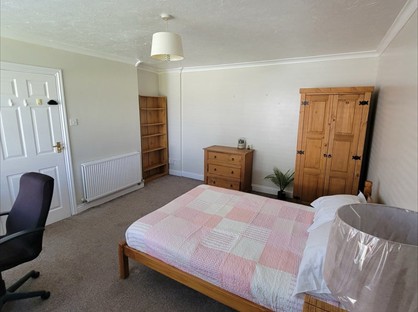 Room in a Shared House, Beechtree Avenue, TW20