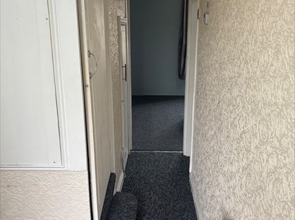 1 Bed Flat, Oakworth Road, BD21