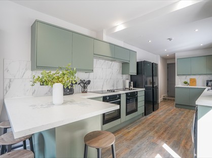 6 Bed Semi-Detached House, Priory Road, EX4