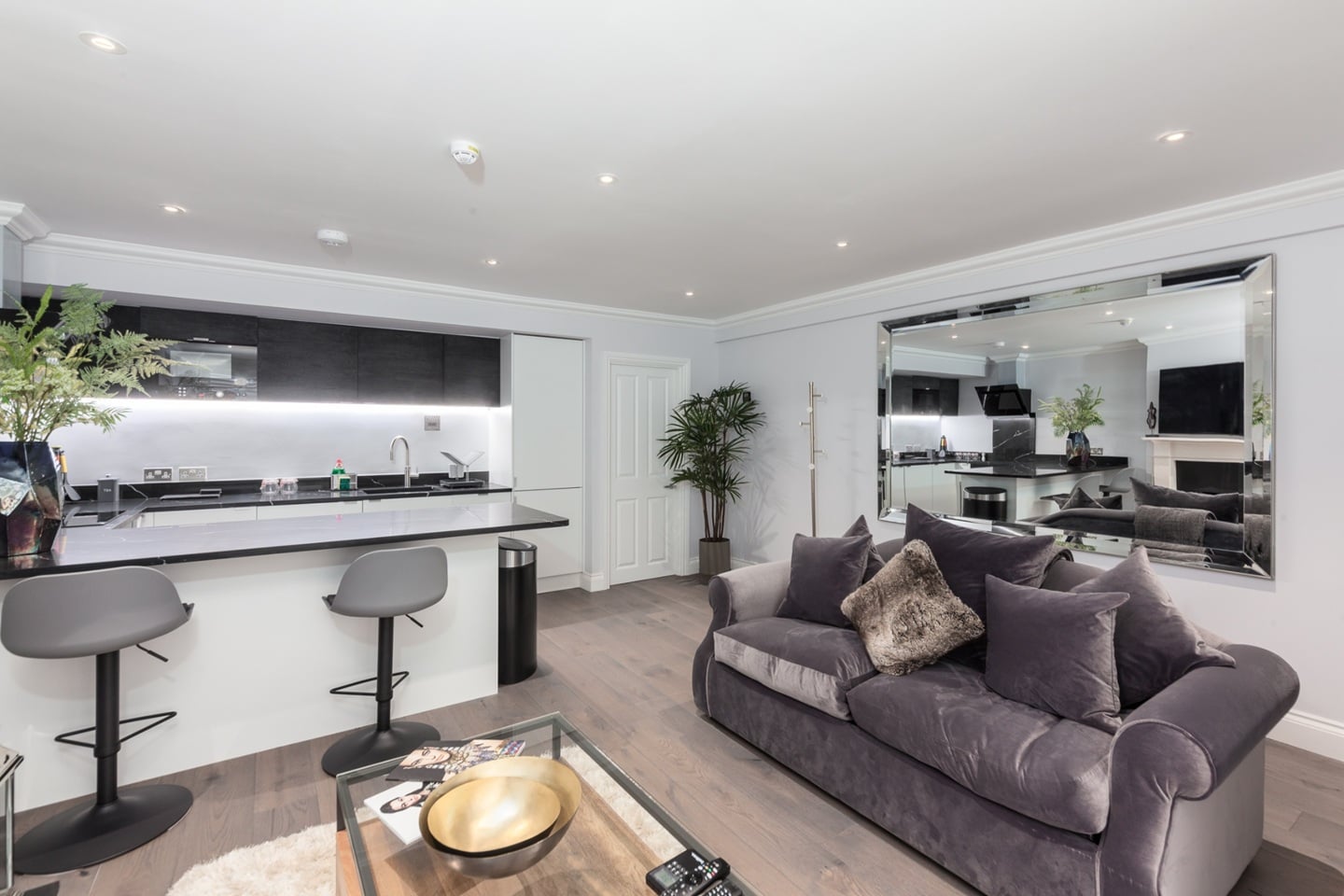 Additional image 10 of 1 Bed Flat, Lots Road Chelsea, SW10, N1 7GU