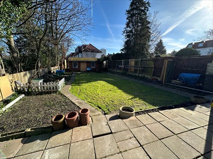 1 Bed Flat, Hendon Way, NW2