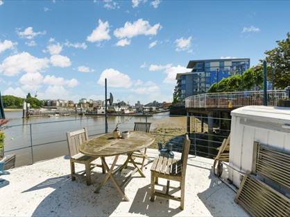 4 Bed House Boat, Prospect Moorings, SW18