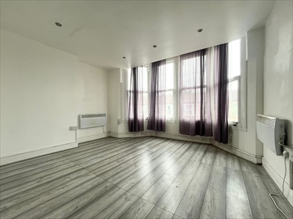 Studio Flat, Harringay Gardens, N8