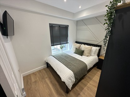 Room in a Shared House, High Street, LE9