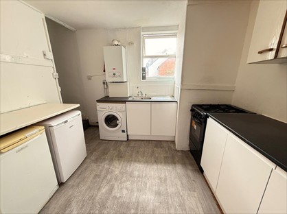 2 Bed Flat, High Street North, LU6