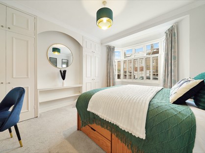 2 Bed Flat, Langthorne Street, SW6