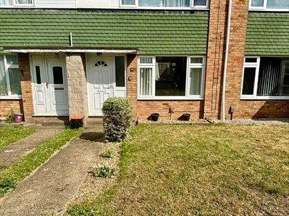 2 Bed Terraced House, Salisbury Close, ME10