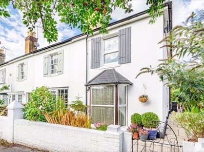 2 Bed Semi-Detached House, Church Walk, KT22