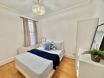 Room in a Shared House, Bruce Road, NW10