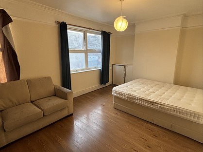 2 Bed Flat, Saint Albans Road, WD24