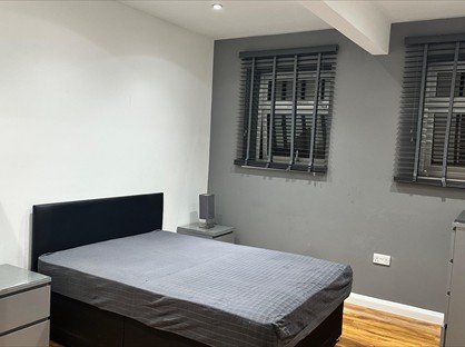 Room in a Shared House, Oaklands Park Avenue, IG1