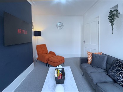 2 Bed Terraced House, Tivoli Road, SE27