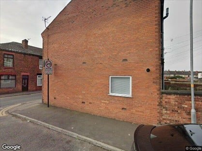 2 Bed Terraced House, Mealhouse Lane, M46