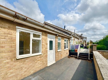 2 Bed Flat, Woodlands Road, ME20