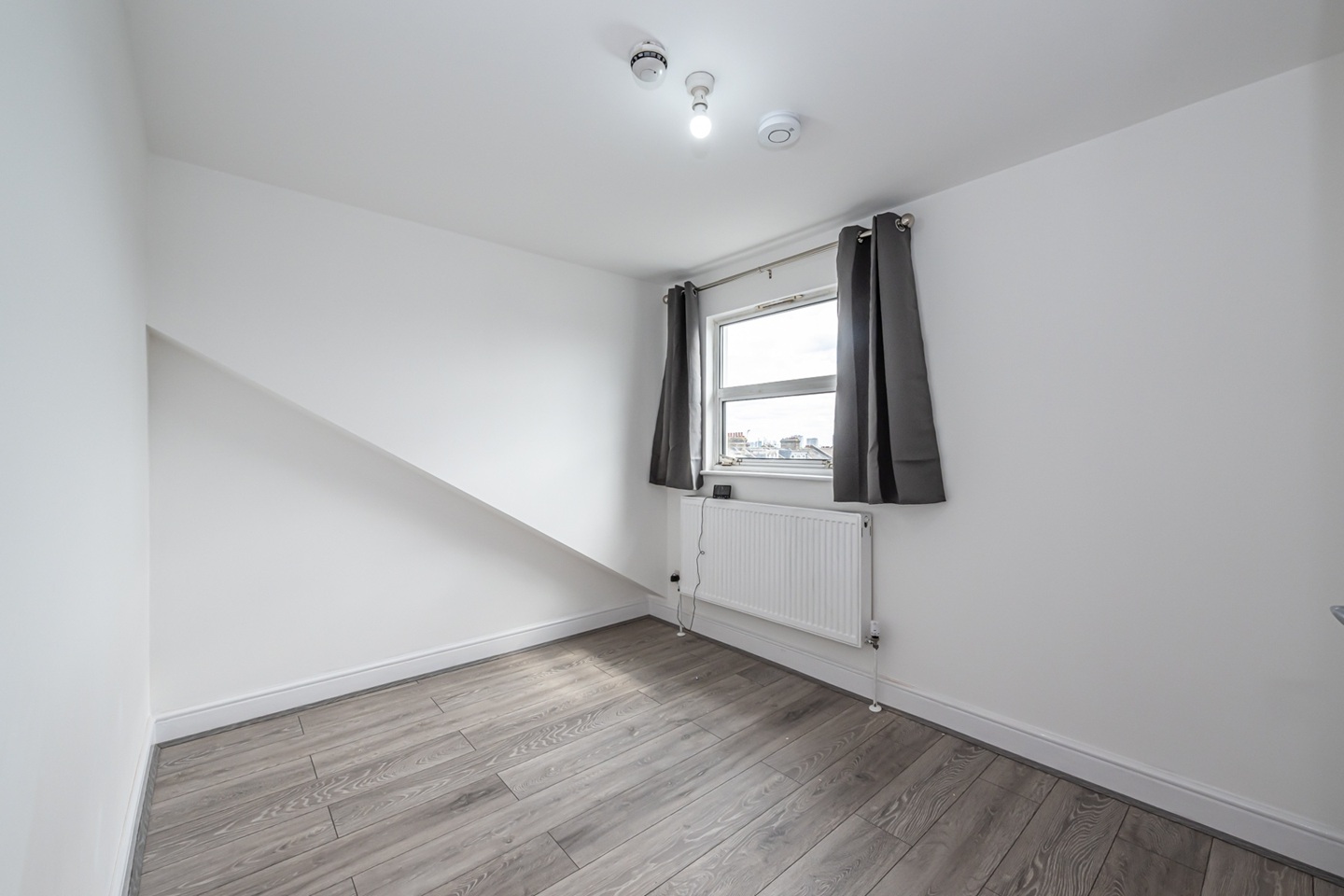 1 Bed Flat, Kilburn Lane, W9 photo 5