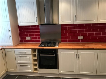 3 Bed Semi-Detached House, Byron Gardens, RM18