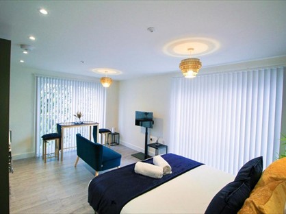 Studio Flat, Vivian Court, HP1