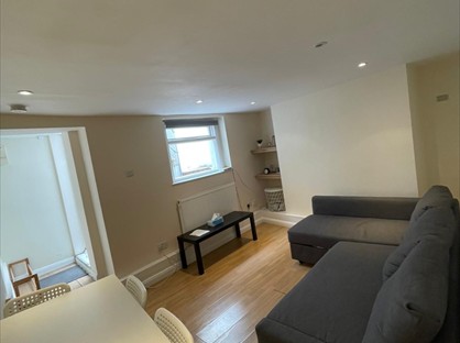 1 Bed Flat, Kennington Road, SE11