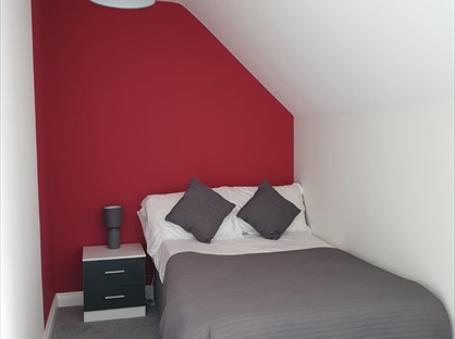 Room in a Shared House, High Road West, IP11