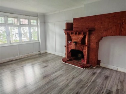 2 Bed Flat, Buck Lane, NW9